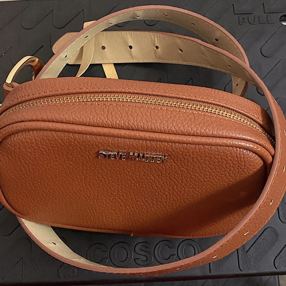 Steve Madden Cognac Belt Bag - Picture 4 of 5